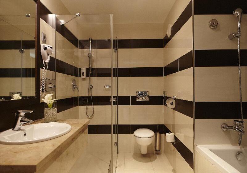 سوییت جونیور, Aquaworld Resort Budapest