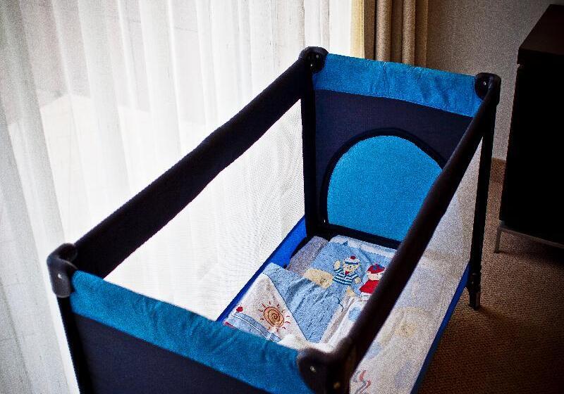 اتاق خانوادگی, Aquaworld Resort Budapest