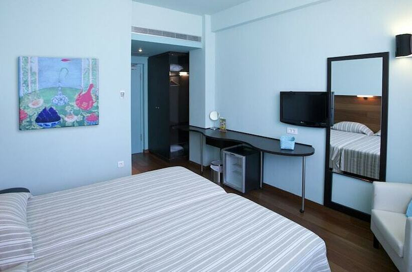 スーペリアールーム, Athens Center Square