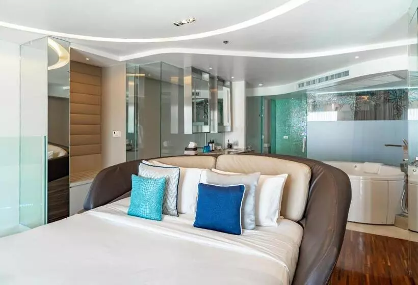 سوییت دوبلکس, Baraquda Heeton Pattaya By Compass Hospitality
