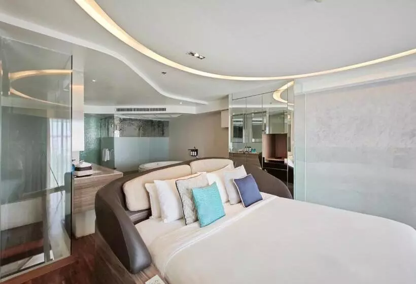 سوییت دوبلکس, Baraquda Heeton Pattaya By Compass Hospitality