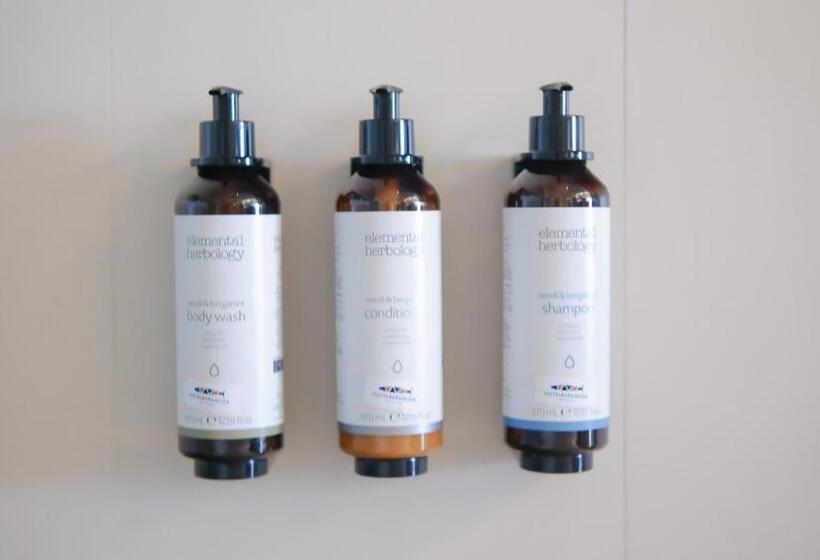 اتاق استاندارد با بالکن, Baraquda Heeton Pattaya By Compass Hospitality