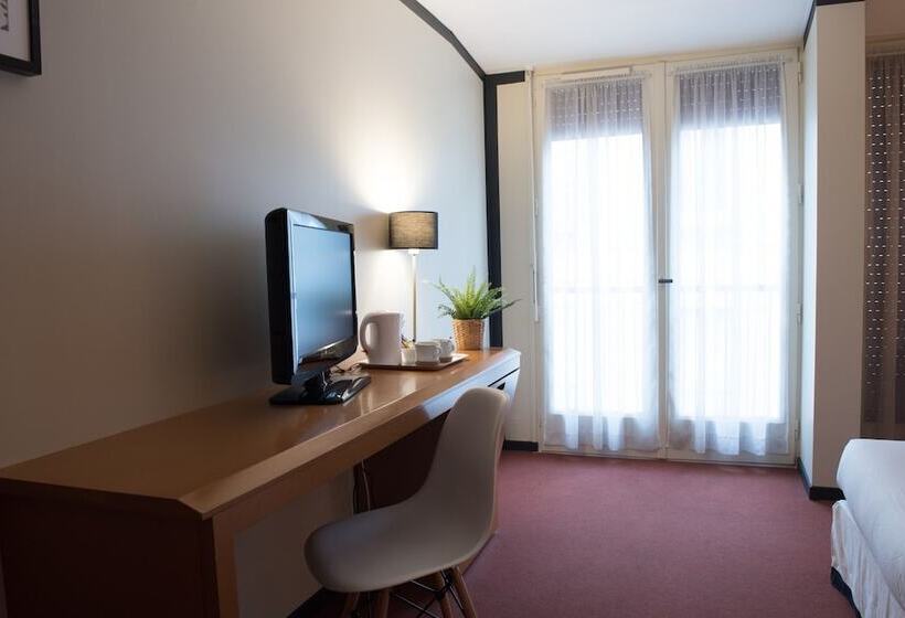 غرفة قياسية, De Jouvence