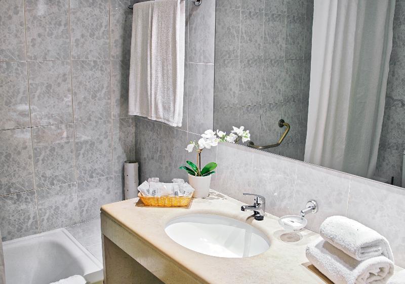 חדר דלוקס, Diplomat