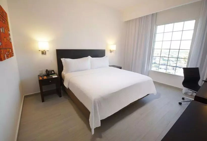 اتاق سوپریور, Fiesta Inn Express Ciudad Obregón
