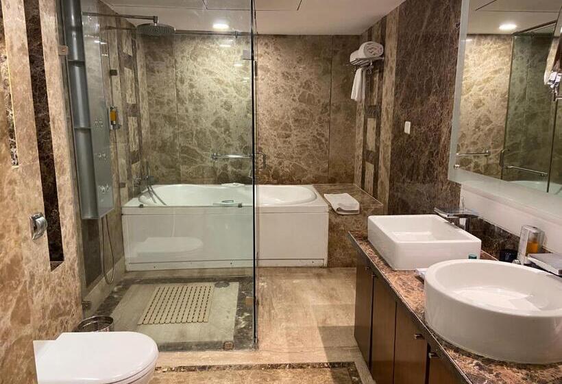سوییت, Fortune Select Exotica, Navi Mumbai   Member Itc S Hotel Group
