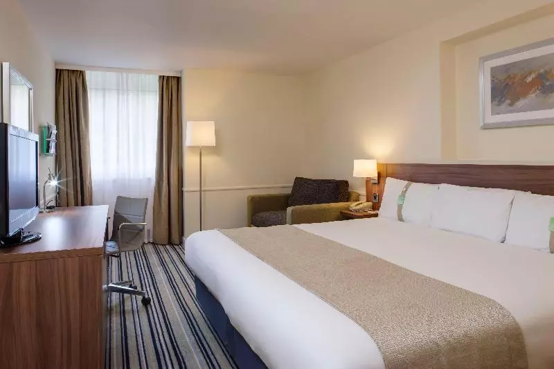 キングサイズベッドのスタンダードルーム, Holiday Inn Leeds Wakefield M1 Jct40, An Ihg