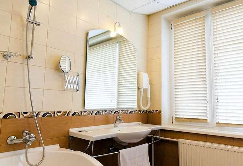 استودیوی استاندارد, Maxima Panorama