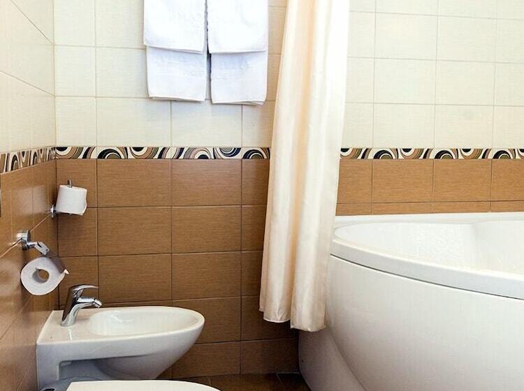 استودیوی استاندارد, Maxima Panorama