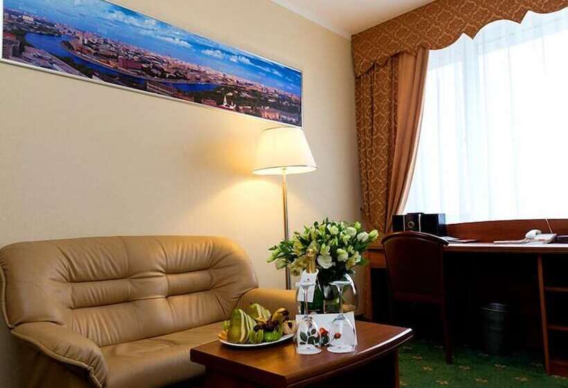 سوییت جونیور, Maxima Panorama