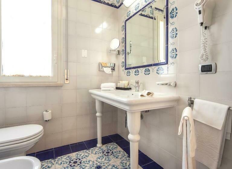 חדר קלאסי עם נוף לים, Palace