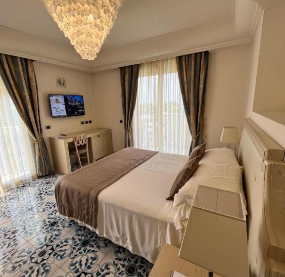 ガーデンビュースタンダードルーム, Palace