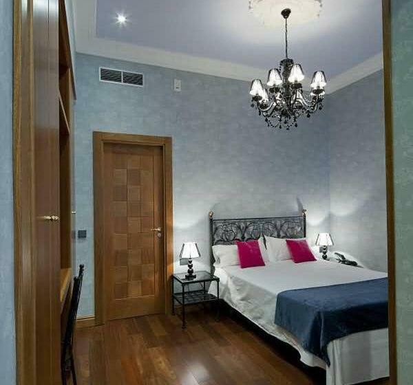 اتاق سوپریور, Posada Real Los Cinco Linajes