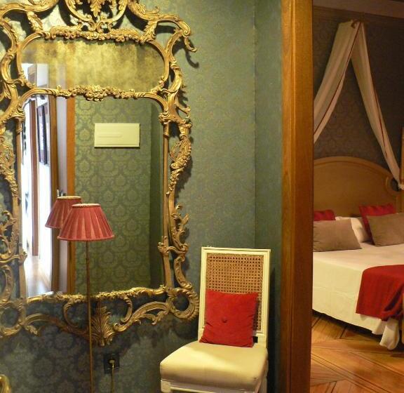 اتاق سوپریور, Posada Real Los Cinco Linajes