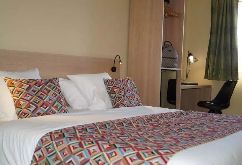 Standard Single Room, Restaurant Stand Inn