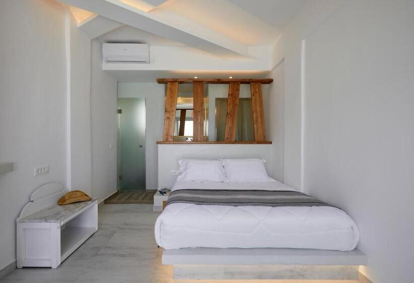 Deluxe Rum, Santorini View