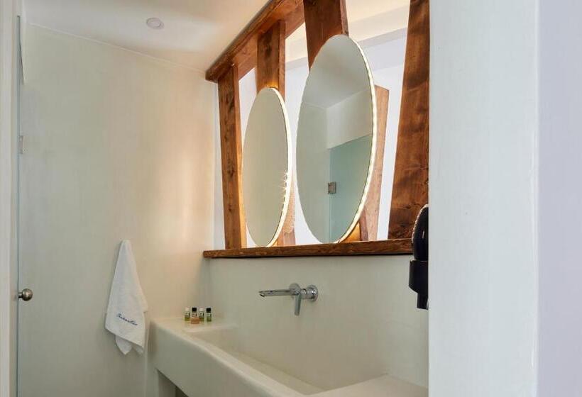 Superiorrum med Utsikt, Santorini View