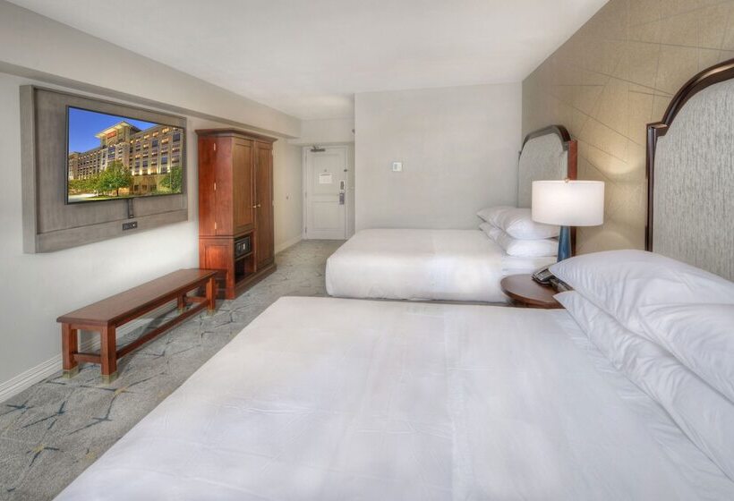 带2个双人床的标准工作室, Sheraton Baltimore Washington Airport   Bwi