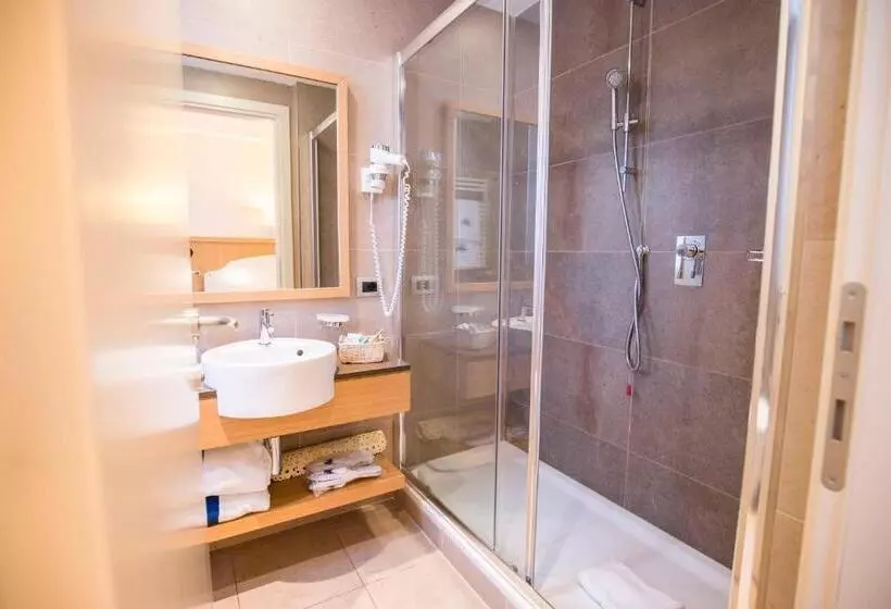 景色の見えるデラックスルーム, Sirmione Terme