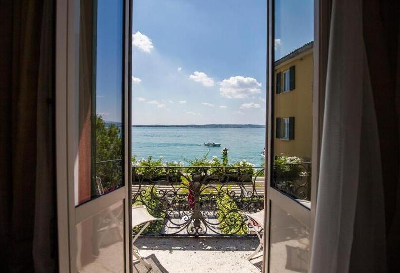 带观景的豪华间, Sirmione Terme