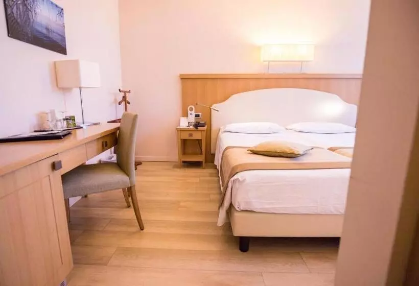景色の見えるデラックスルーム, Sirmione Terme