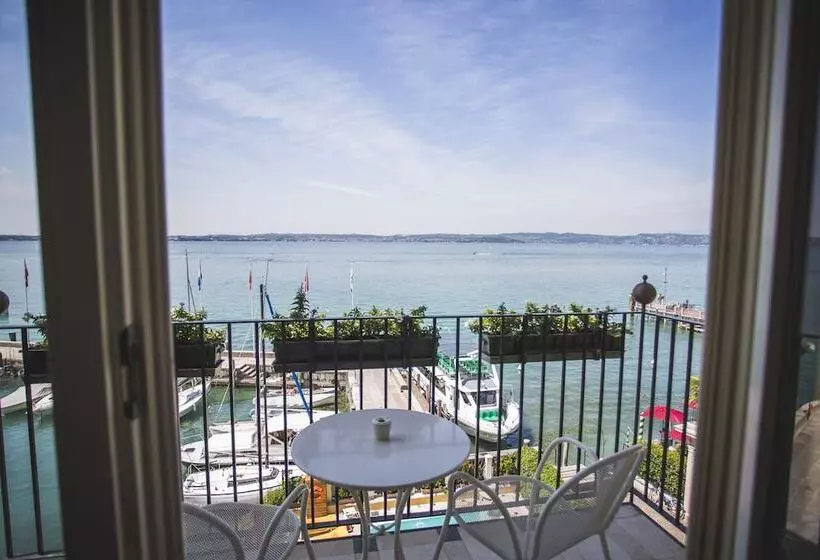 湖の見えるジュニアスイート, Sirmione Terme