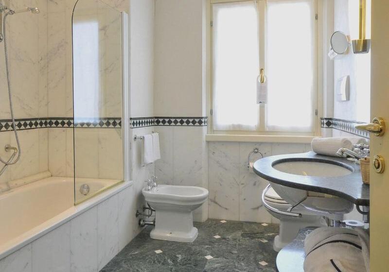 Полулюкс Вид на Озеро, Sirmione Terme