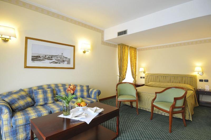 Полулюкс Вид на Озеро, Sirmione Terme