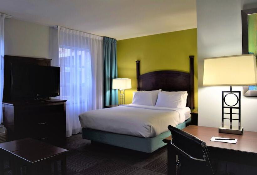 スタンダードスタジオ, Staybridge Suites London, An Ihg