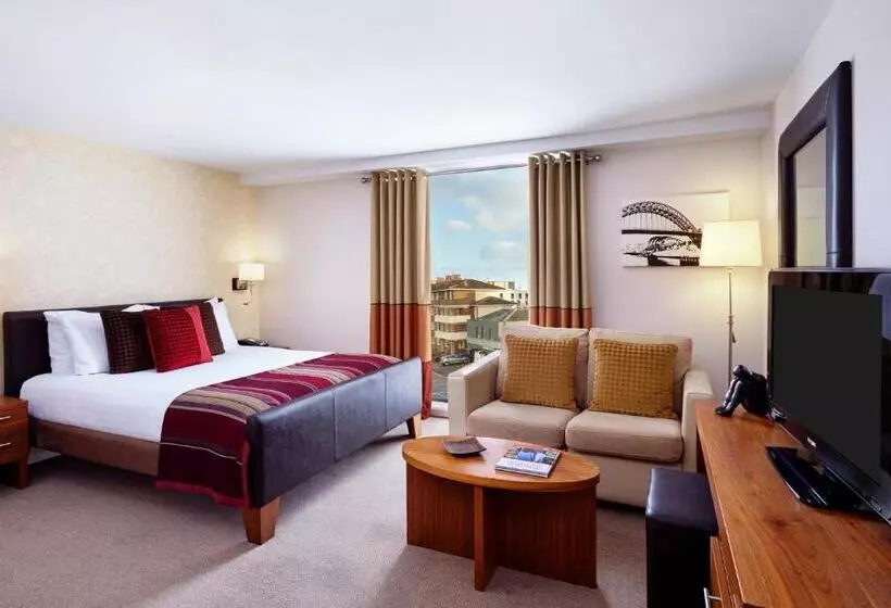 キングサイドベッドのスタンダードワンルーム, Staybridge Suites Newcastle, An Ihg