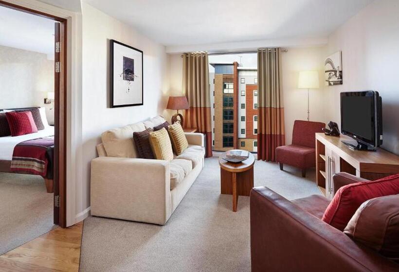 스위트, Staybridge Suites Newcastle, An Ihg