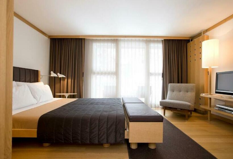 اتاق استاندارد با تخت دوبل, The Omnia