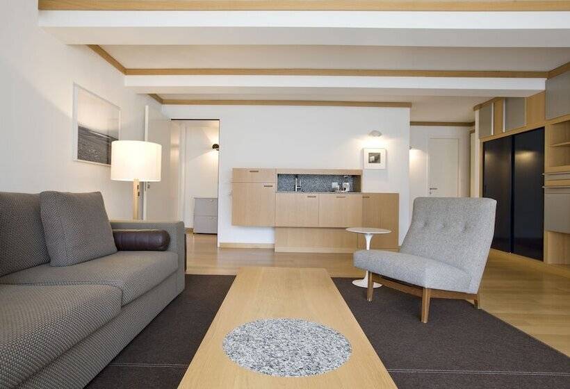 سوییت, The Omnia