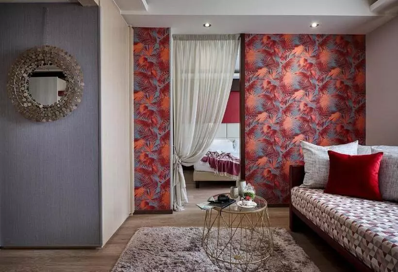 Deluxe Neljän Hengen Huone, Winter Garden Hotel Bergamo Airport