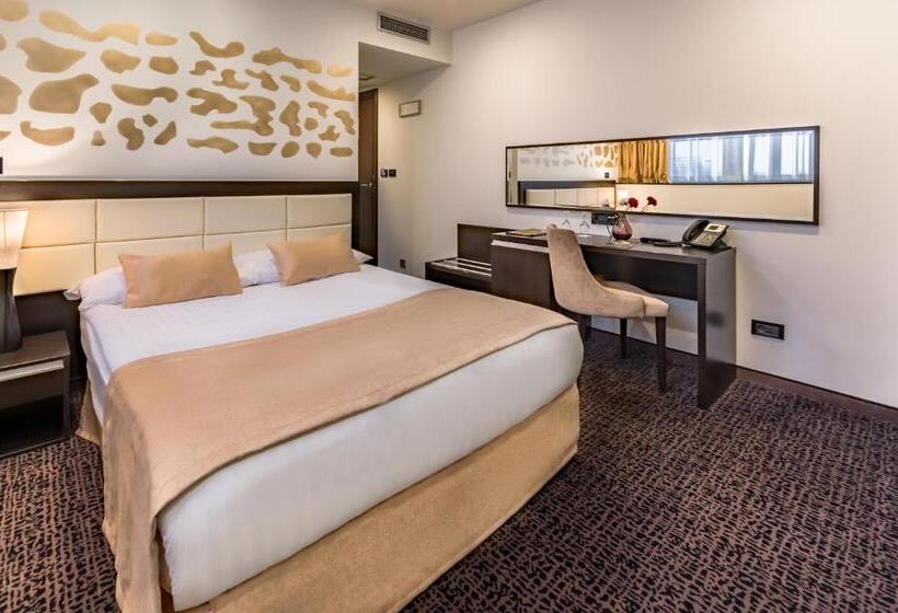 חדר סטנדרט, Diplomat