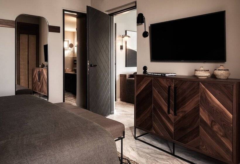 جناح عائلي, Domes Of Elounda, Autograph Collection