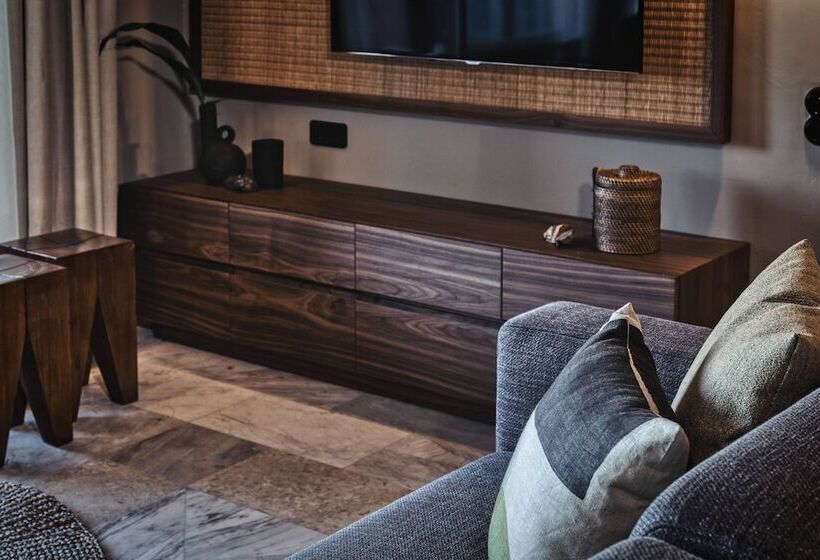 جناح بريميوم مطل علي البحر, Domes Of Elounda, Autograph Collection