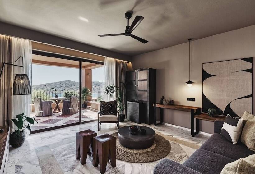 جناح بريميوم, Domes Of Elounda, Autograph Collection