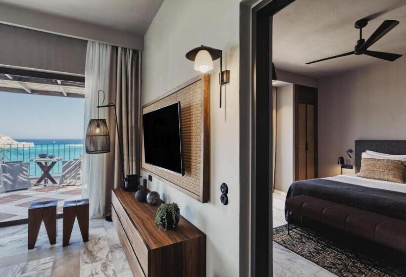 جناح بريميوم مطل علي البحر, Domes Of Elounda, Autograph Collection