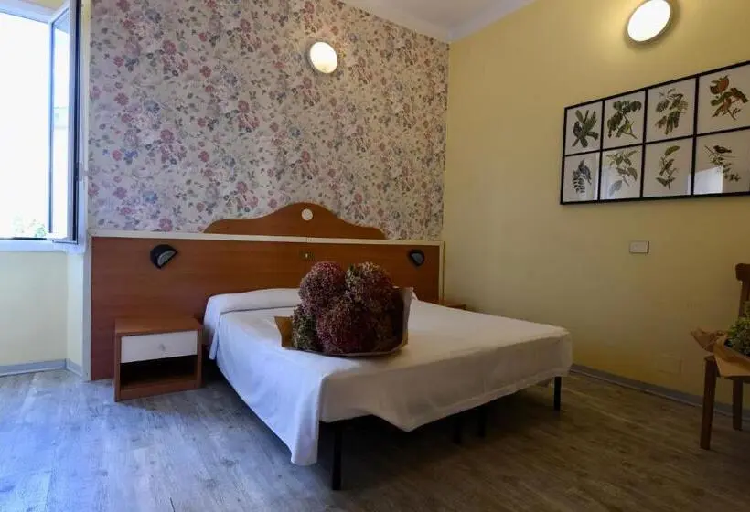 スタンダード4人部屋, Villa Maria & Apartment