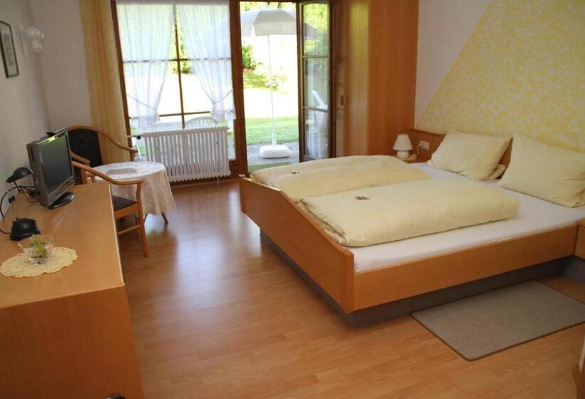 スタンダードルーム, Landpension Sternberg