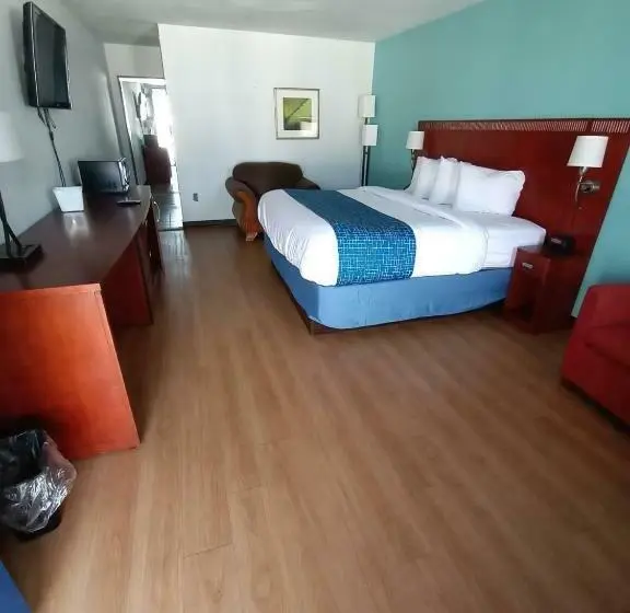 身障者適用キングサイズベッドルーム, Travelodge By Wyndham Petersburg