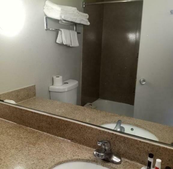 Стандартный Номер Кровать Кинг, Travelodge By Wyndham Petersburg