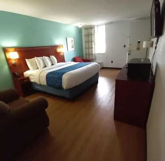 キングサイズベッドのスタンダードルーム, Travelodge By Wyndham Petersburg
