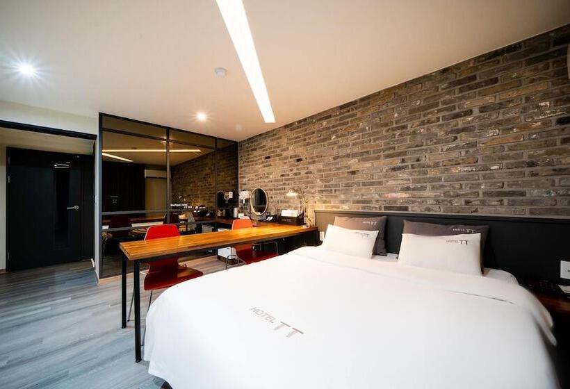اتاق استاندارد با چشم‌انداز, Suncheon Hotel Tt