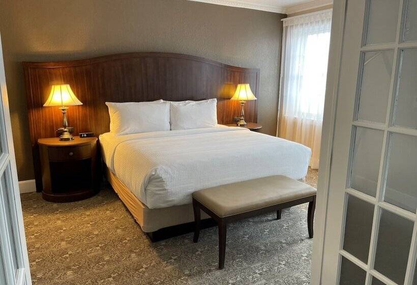 Люкс Кровать Кинг, The Americus Hotel, Trademark Collection By Wyndham