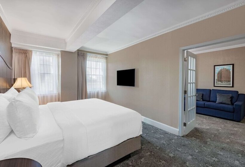 Люкс Кровать Кинг, The Americus Hotel, Trademark Collection By Wyndham