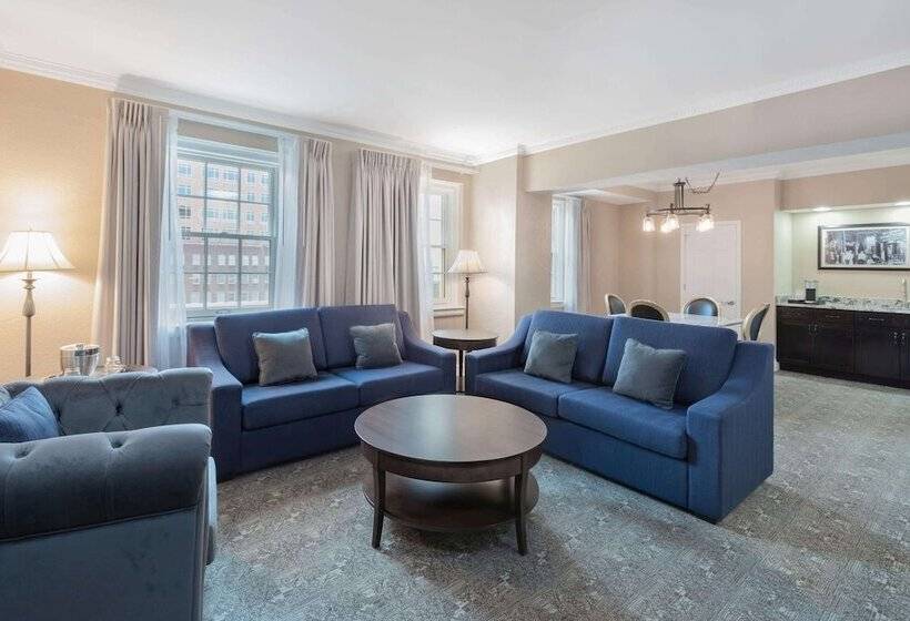 Люкс Superior, The Americus Hotel, Trademark Collection By Wyndham