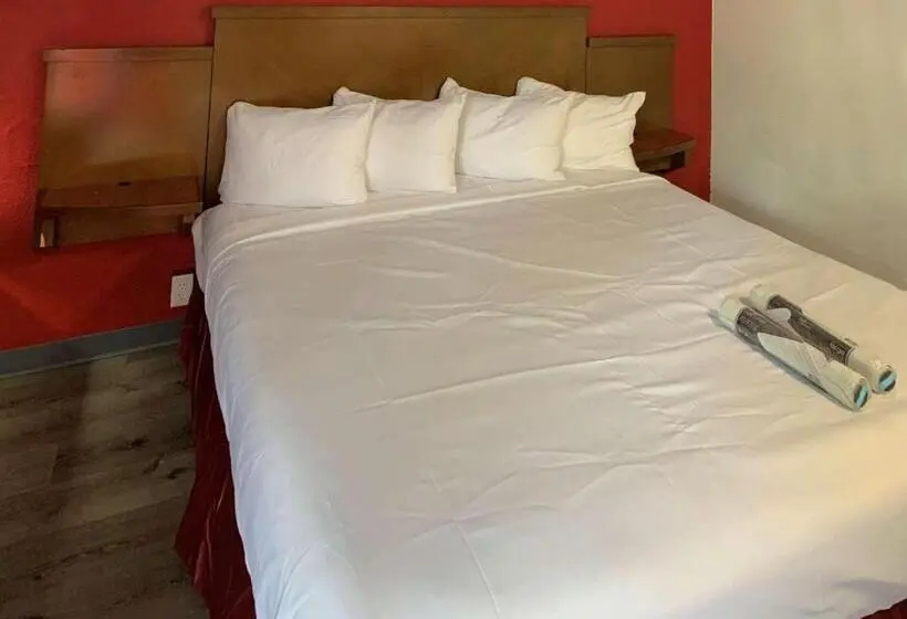 Standard-invahuone King-vuode, Rodeway Inn