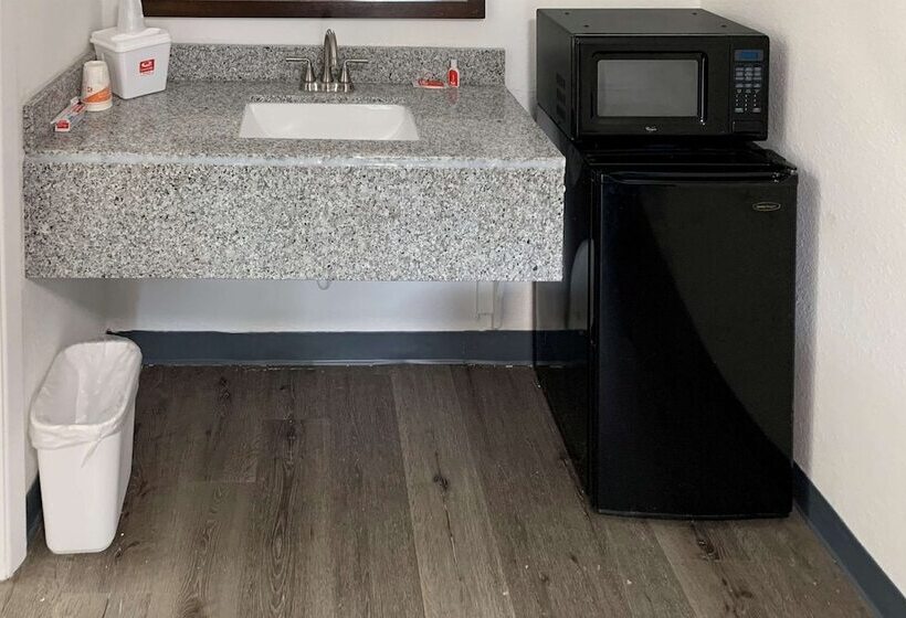 スタンダードルーム, Rodeway Inn